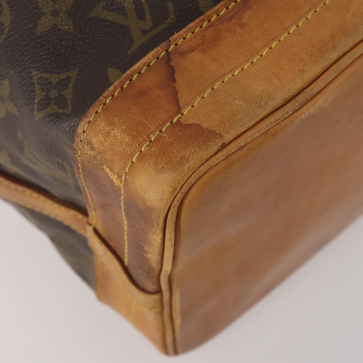 LOUIS VUITTON Monogram Petit Noe Shoulder Bag M42226 LV Auth 196342