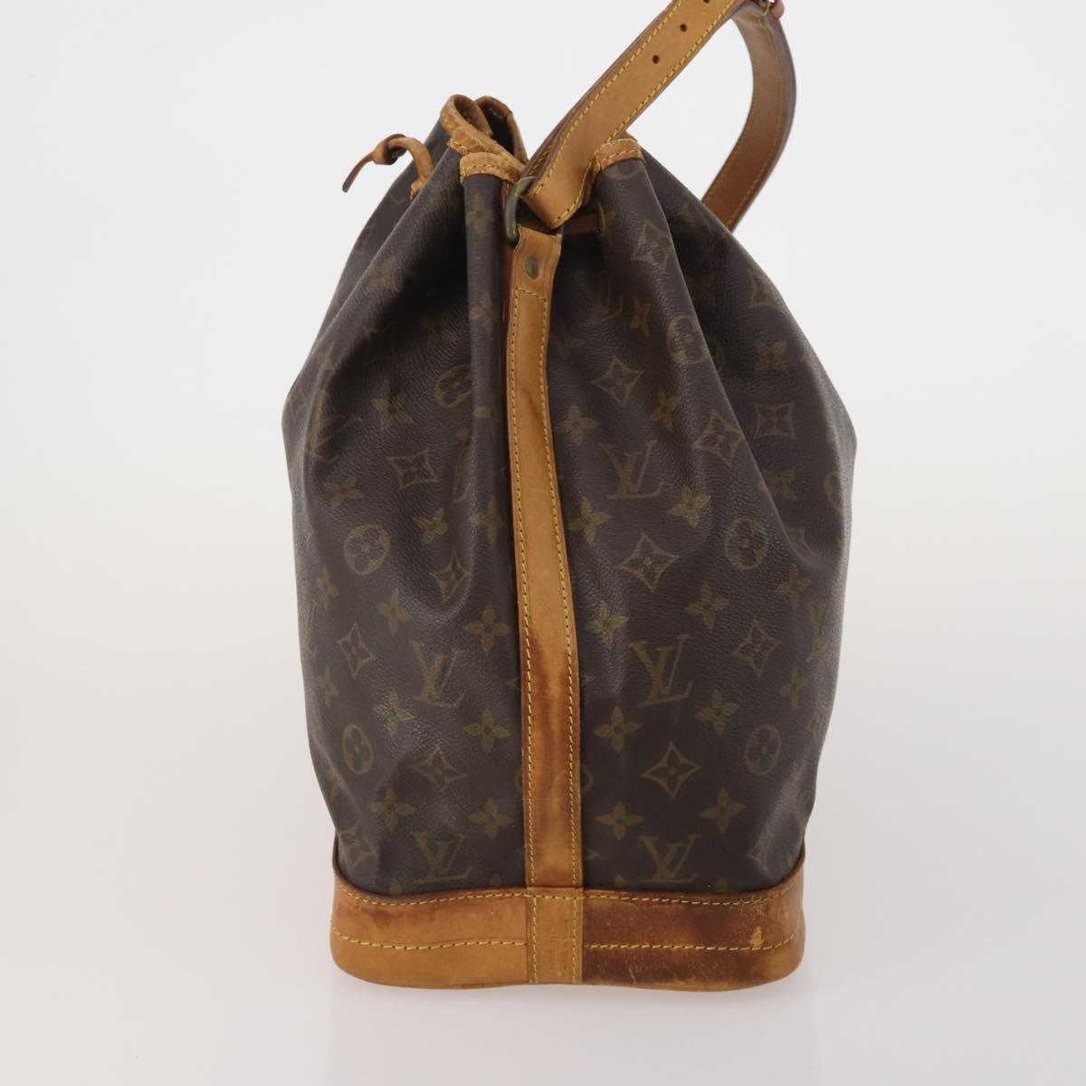 LOUIS VUITTON Monogram Petit Noe Shoulder Bag M42226 LV Auth 196342