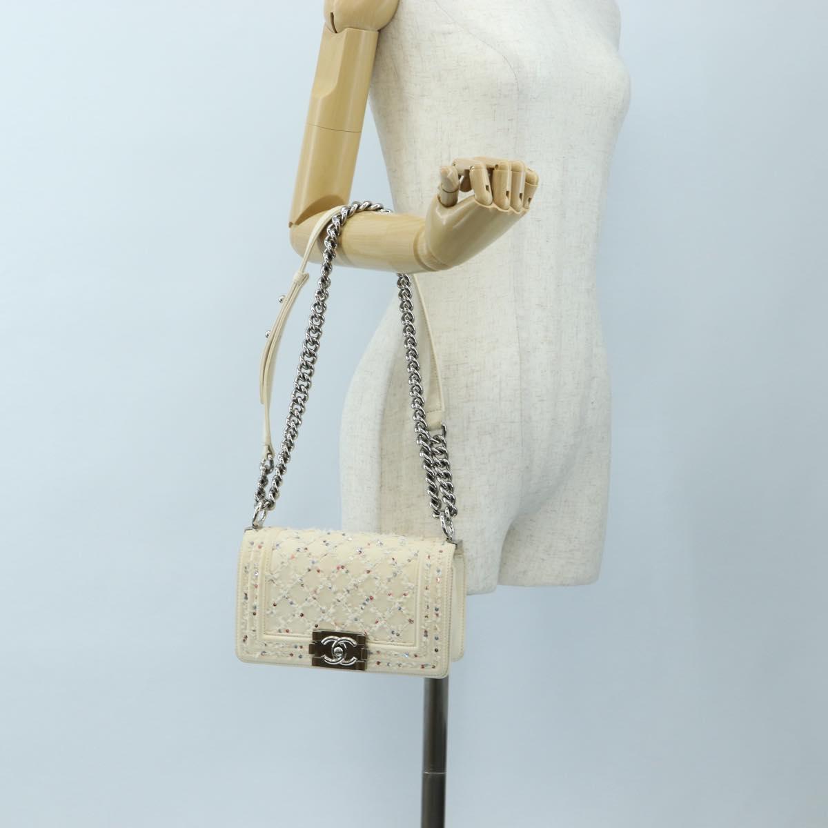 CHANEL Matelasse Boy Chanel Chain Bag Leather White Silver CC Auth 196378M