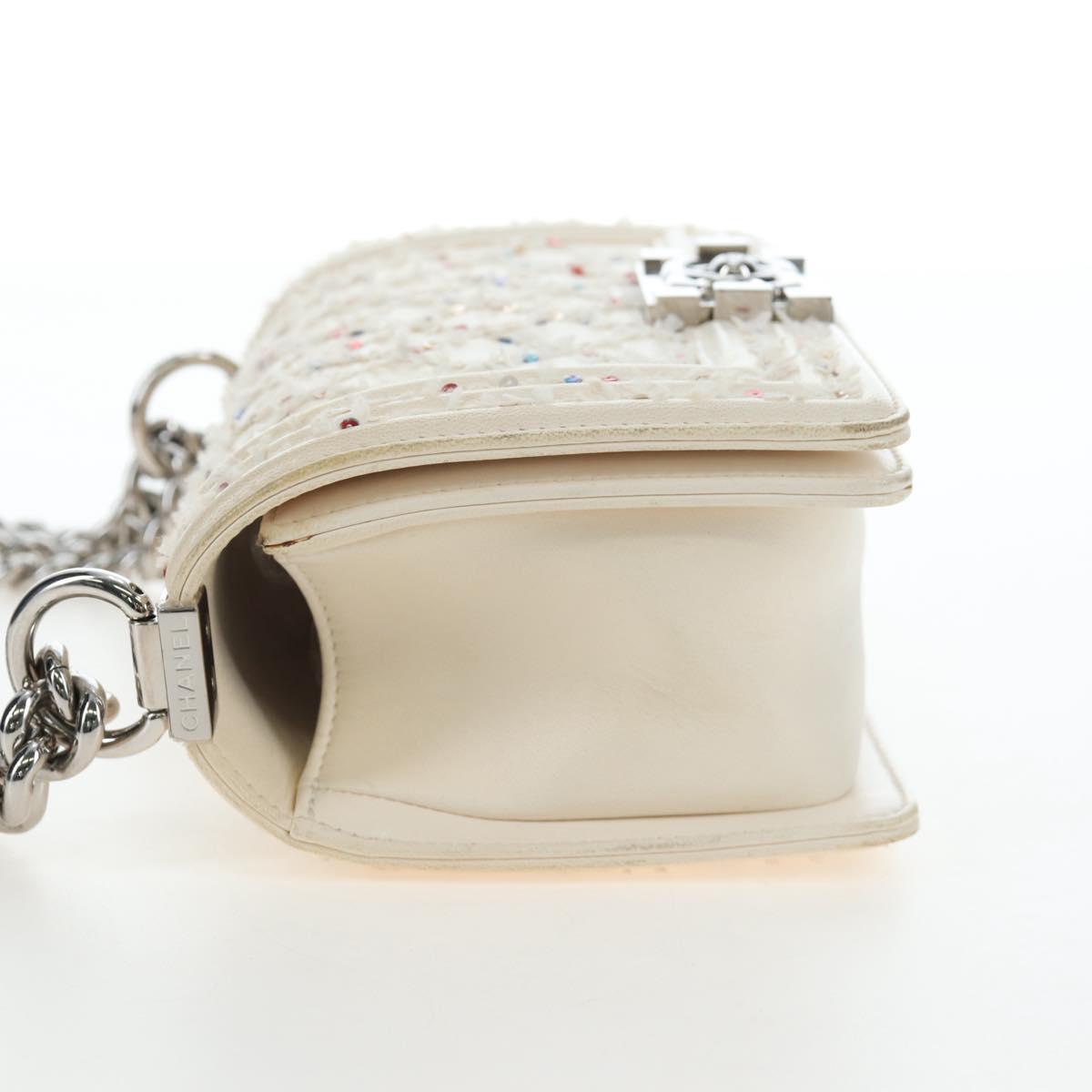 CHANEL Matelasse Boy Chanel Chain Bag Leather White Silver CC Auth 196378M