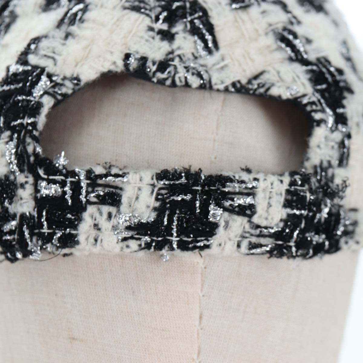 CHANEL COCO Mark Cap Tweed M White CC Auth 196483SAM