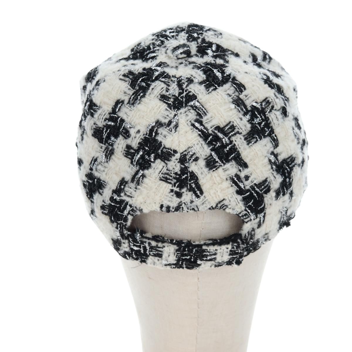 CHANEL COCO Mark Cap Tweed M White CC Auth 196483SAM
