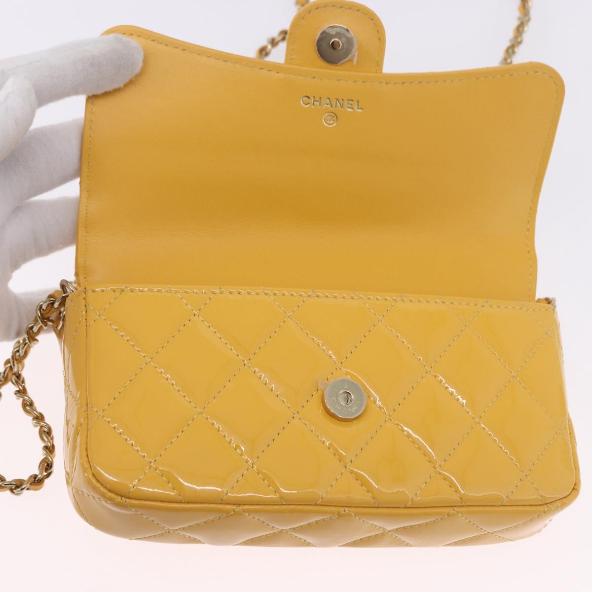CHANEL COCO Mark Chain Shoulder Bag Patent leather Yellow Gold CC Auth 196819SAM