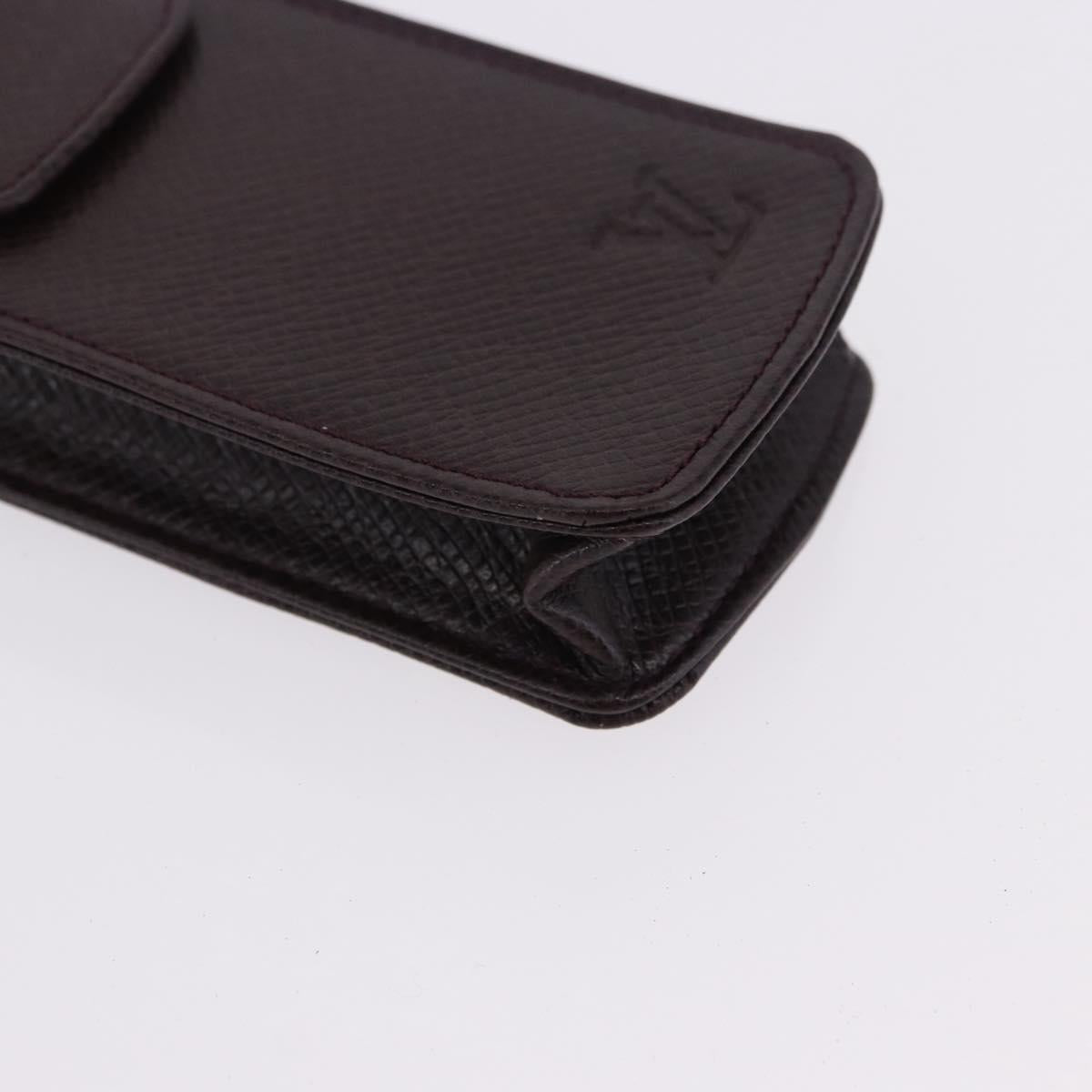 LOUIS VUITTON Taiga Dog Solo Pen Case Acajou LV Auth 196820A