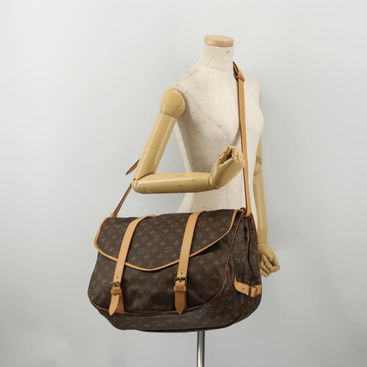 LOUIS VUITTON Monogram Saumur 43 Shoulder Bag M42252 LV Auth 196870SAV