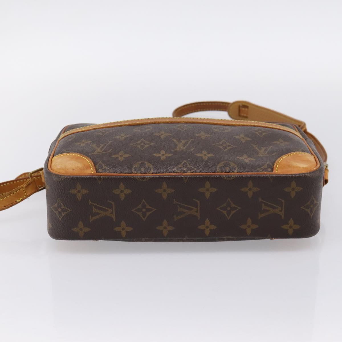 LOUIS VUITTON Monogram Trocadero 27 Shoulder Bag M51274 LV Auth 196926