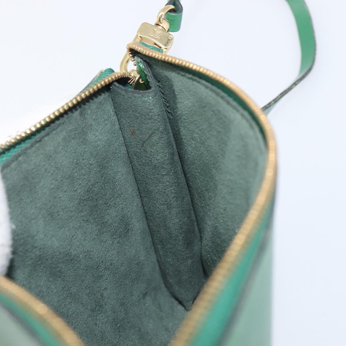 LOUIS VUITTON Epi Pochette Accessoires Pouch Green M52984 LV Auth 196982A