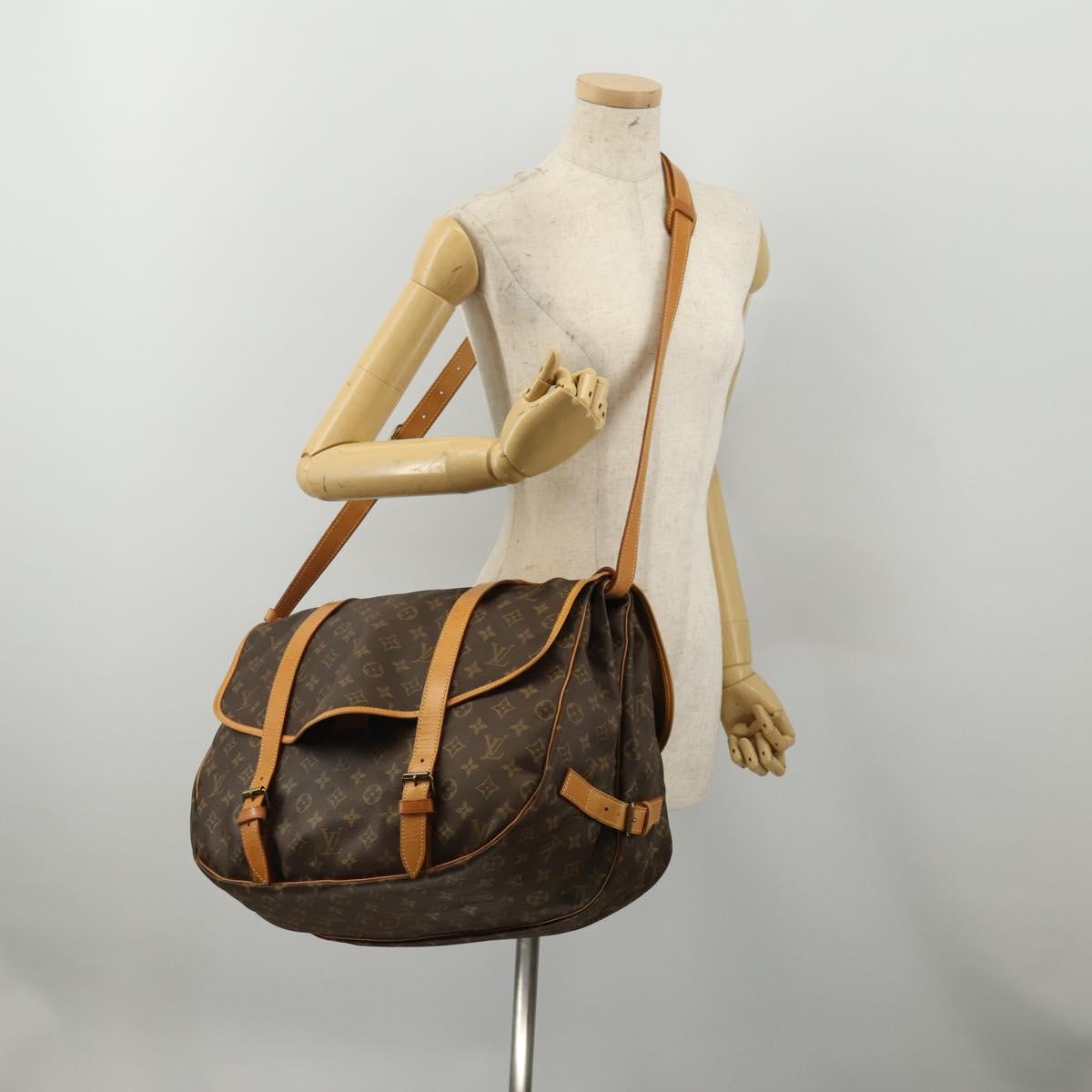 LOUIS VUITTON Monogram Saumur 43 Shoulder Bag M42252 LV Auth 197008