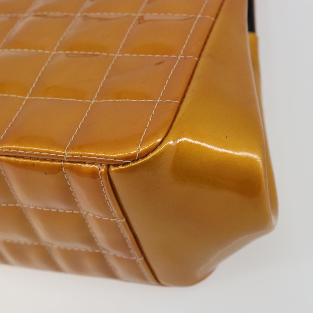 CHANEL Choco Bar line Shoulder Bag Patent leather Orange Silver CC Auth 197037A