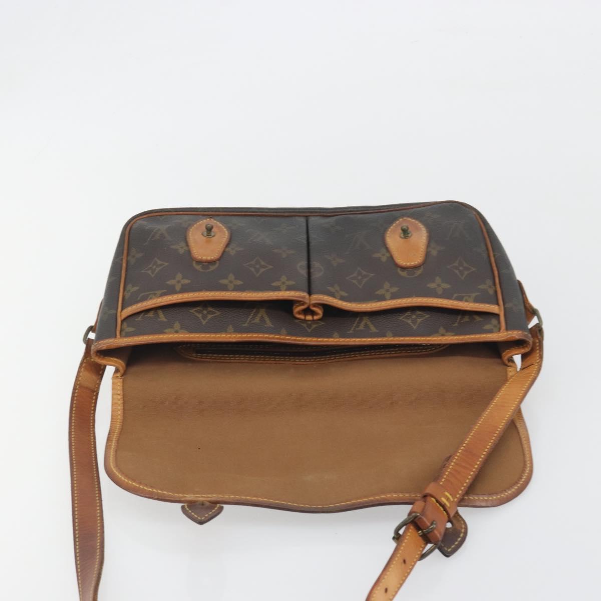 LOUIS VUITTON Monogram Gibeciere MM Shoulder Bag M42247 LV Auth 197052