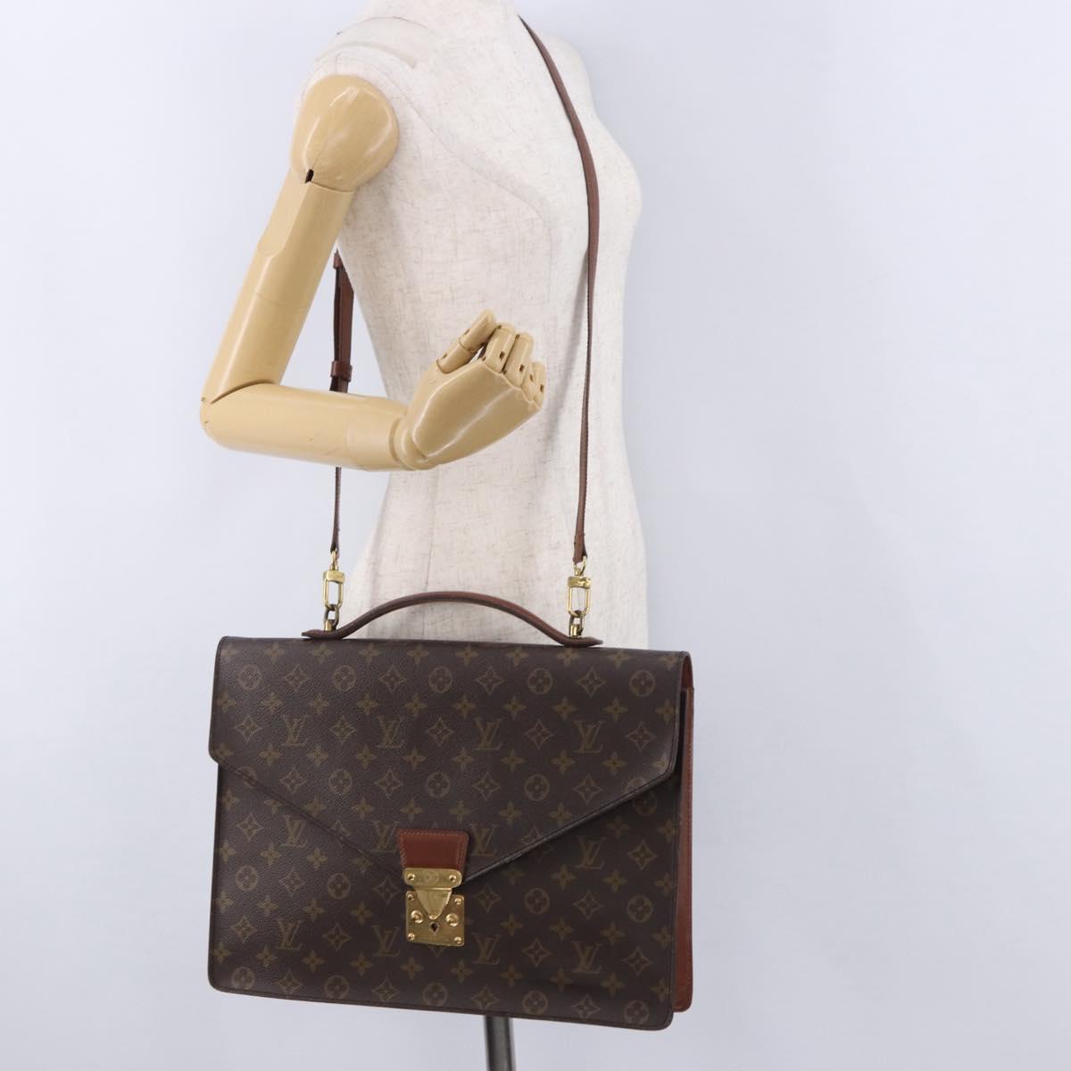 LOUIS VUITTON Monogram Porte Documents Bandouliere Bag M53338 LV Auth 197053