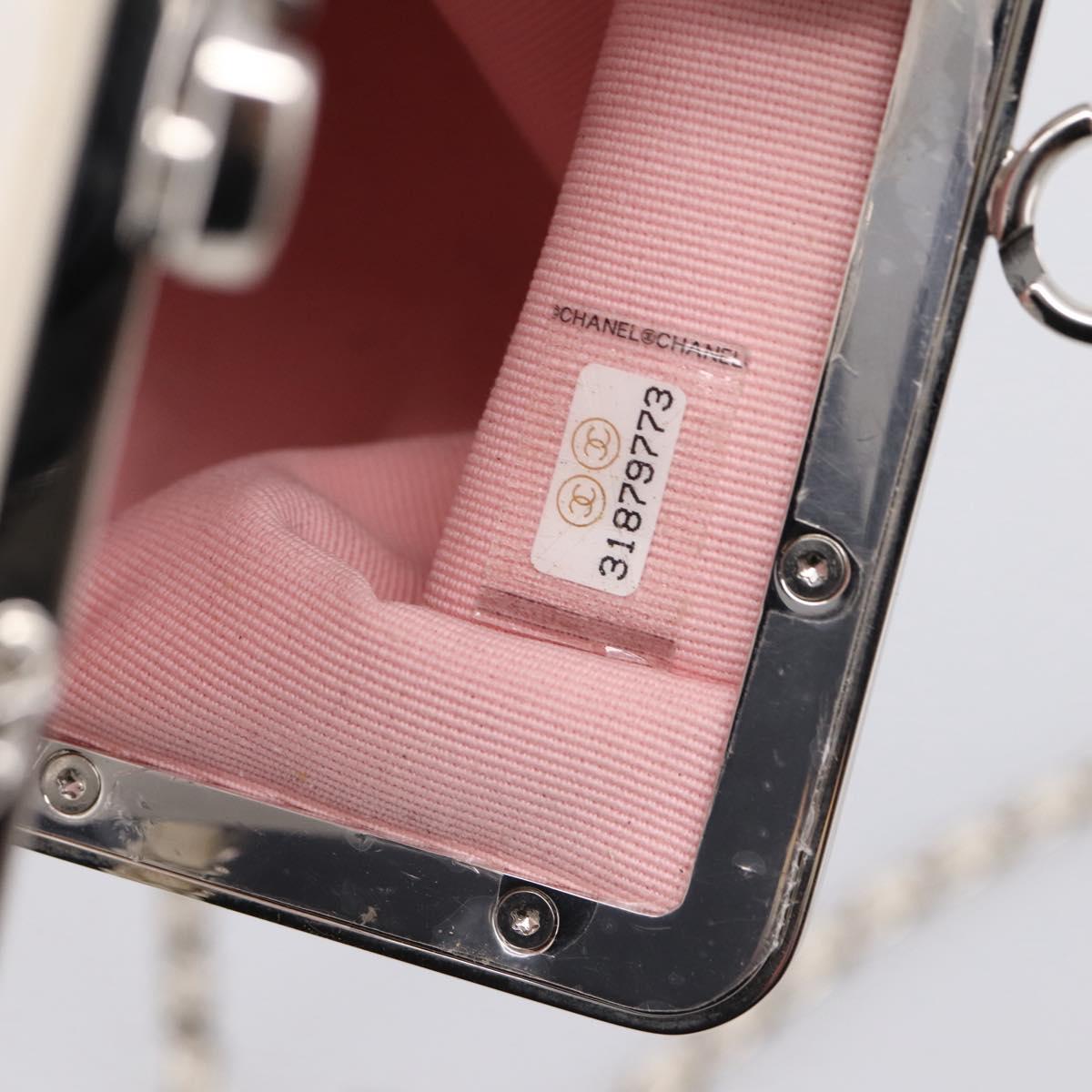 CHANEL Matelasse Chain Shoulder Pouch Lamb Skin White Silver CC Auth 197151M