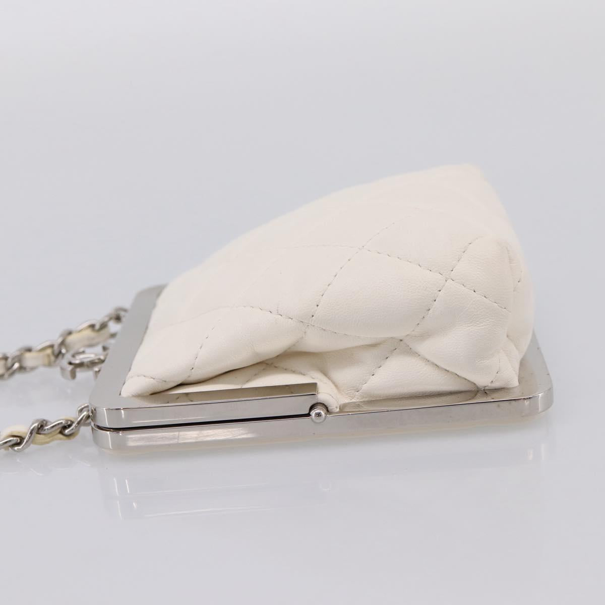 CHANEL Matelasse Chain Shoulder Pouch Lamb Skin White Silver CC Auth 197151M