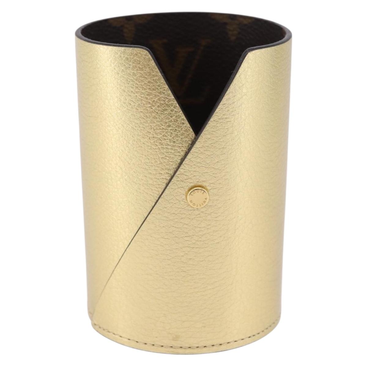 LOUIS VUITTON Monogram Pocrayon Gaston Pen Case Gold LV Auth 197153A