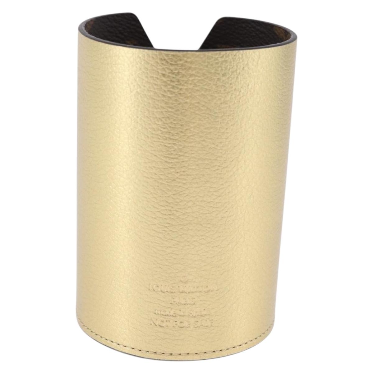 LOUIS VUITTON Monogram Pocrayon Gaston Pen Case Gold LV Auth 197153A