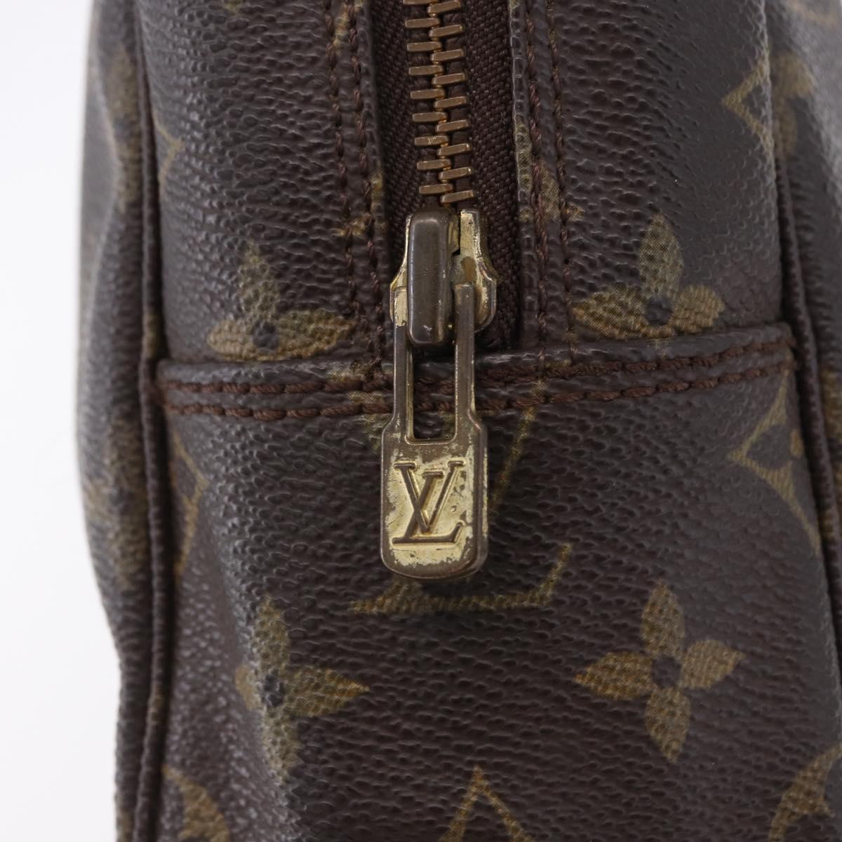LOUIS VUITTON Monogram Trousse Toilette 28 Clutch Bag M47522 LV Auth 197165
