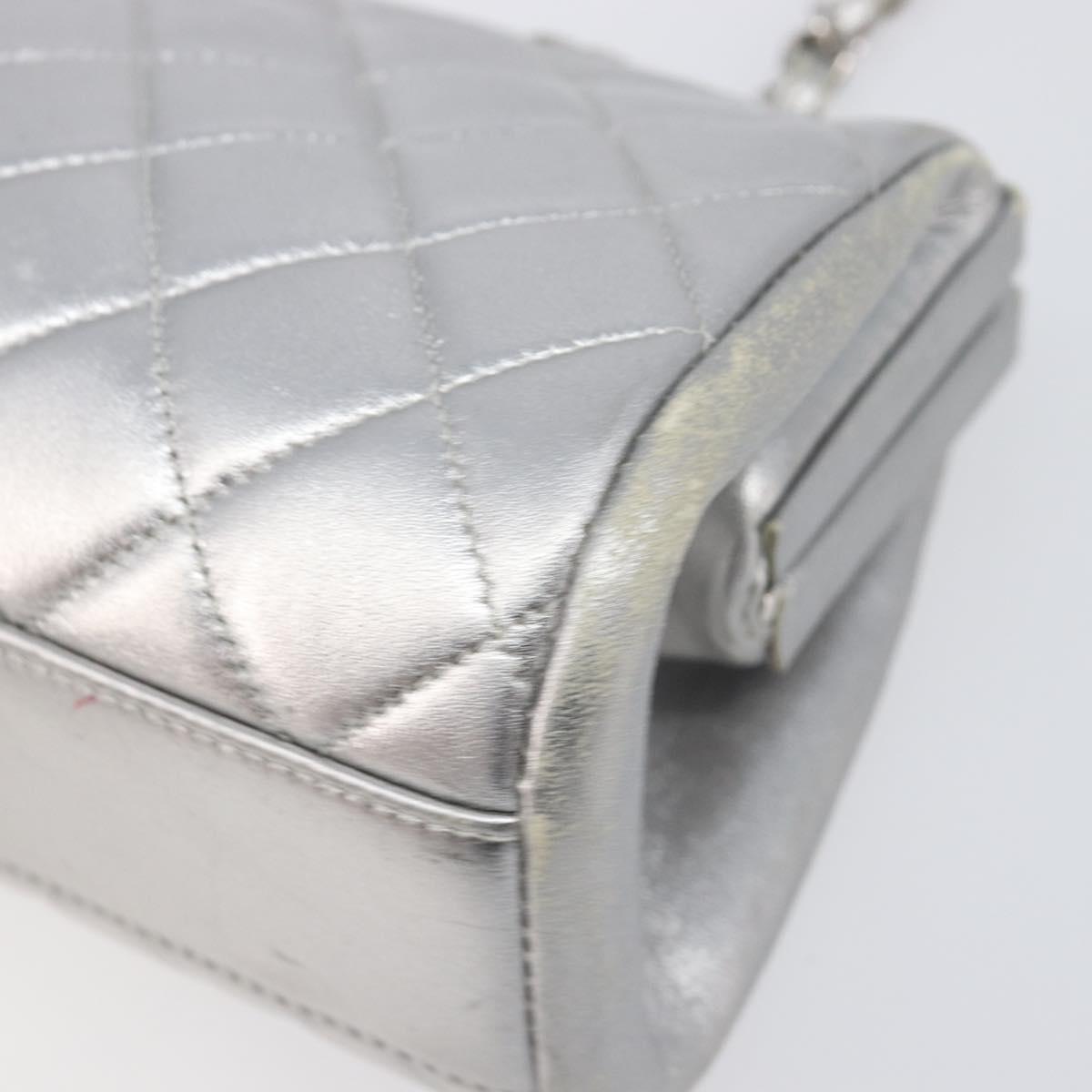 CHANEL Chain Shoulder Pouch Matelasse Leather Silver CC Auth 197202A