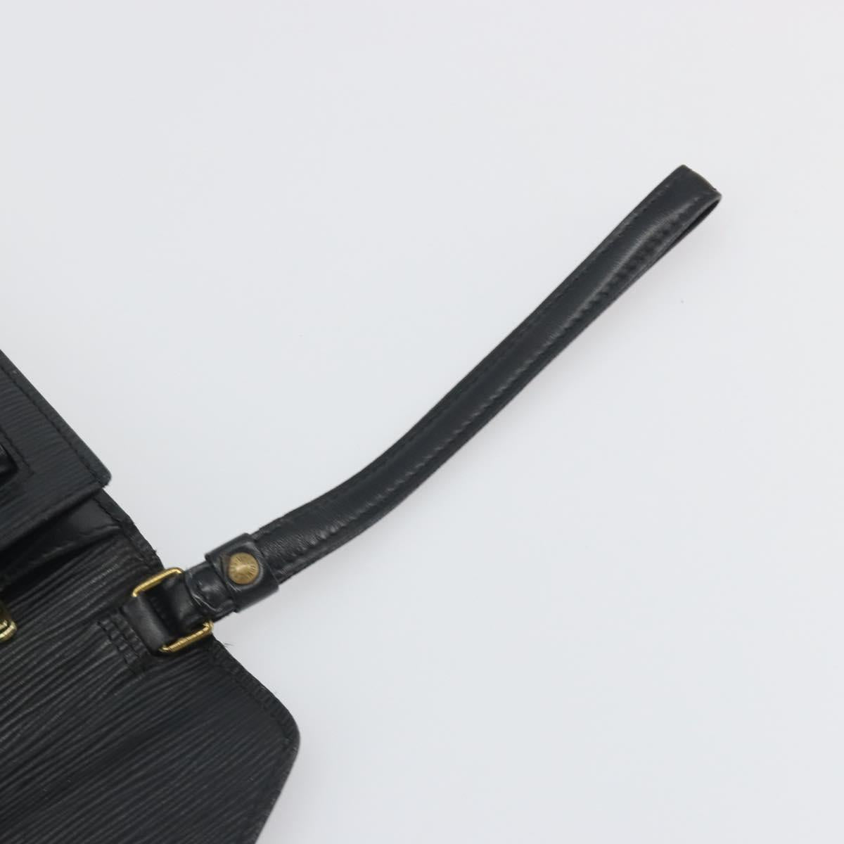 LOUIS VUITTON Epi Serie Dragonne Clutch Bag Black Noir M52612 LV Auth 197453