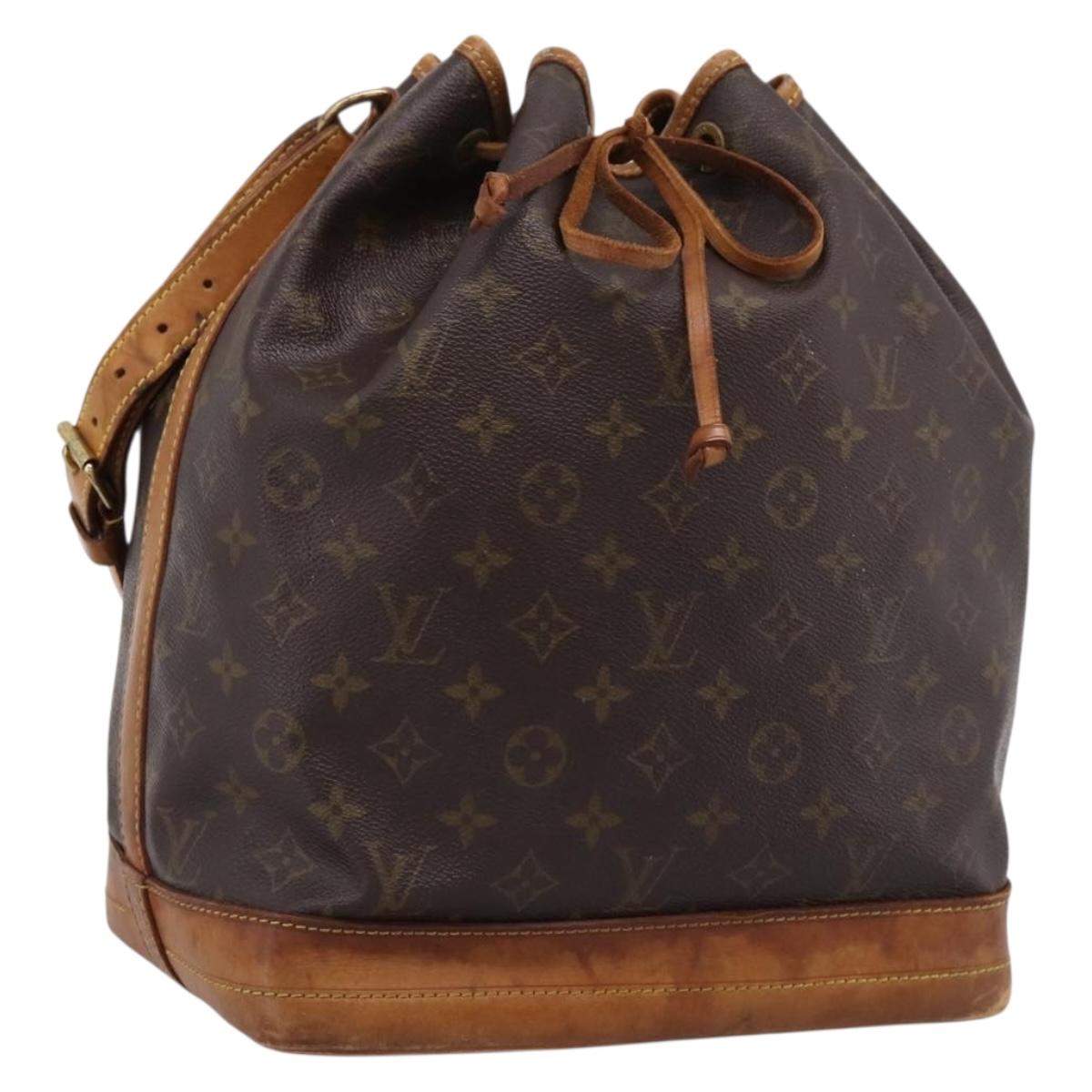 LOUIS VUITTON Monogram Noe Shoulder Bag M42224 LV Auth 197457