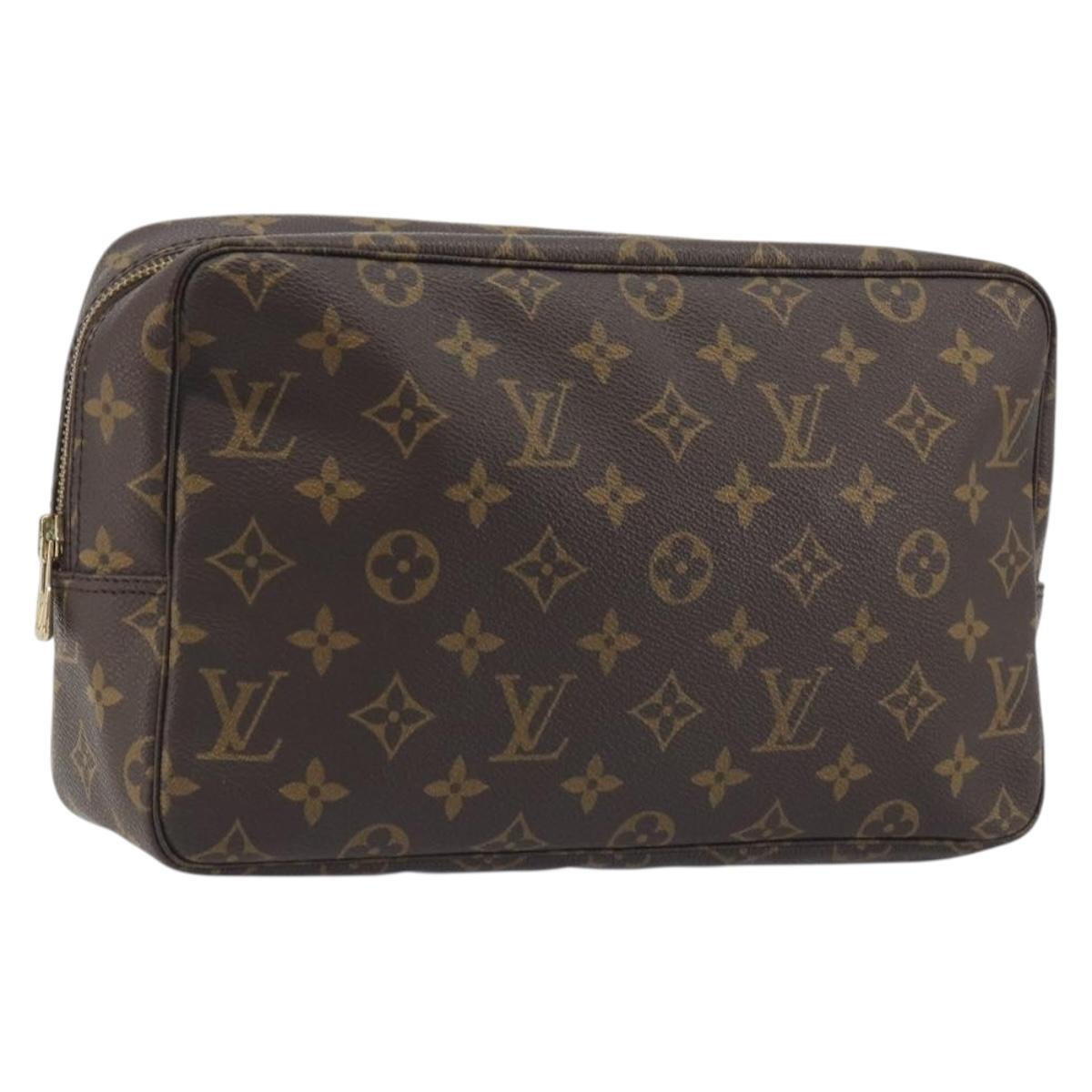 LOUIS VUITTON Monogram Trousse Toilette 28 Clutch Bag M47522 LV Auth 197478A