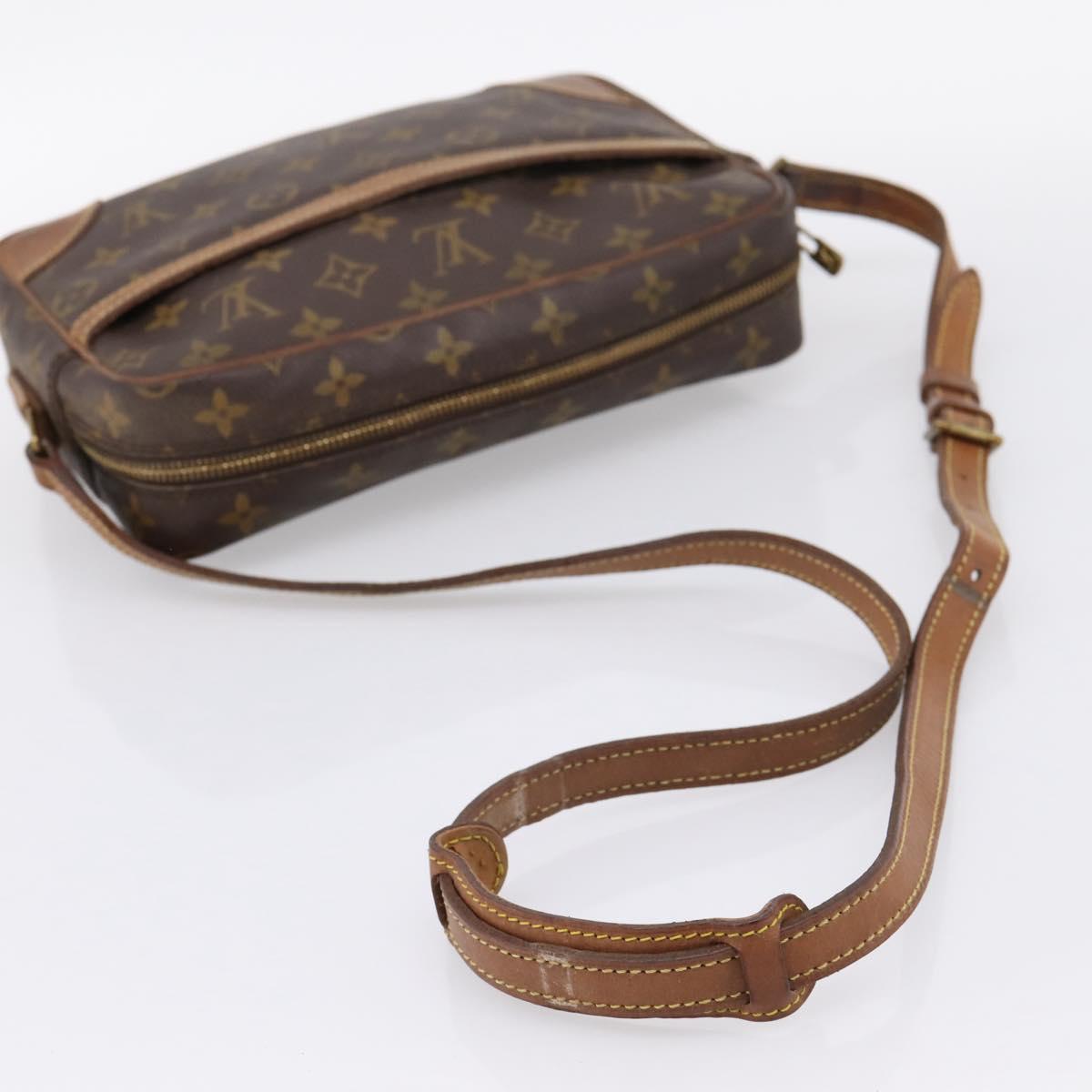 LOUIS VUITTON Monogram Trocadero 27 Shoulder Bag M51274 LV Auth 197529