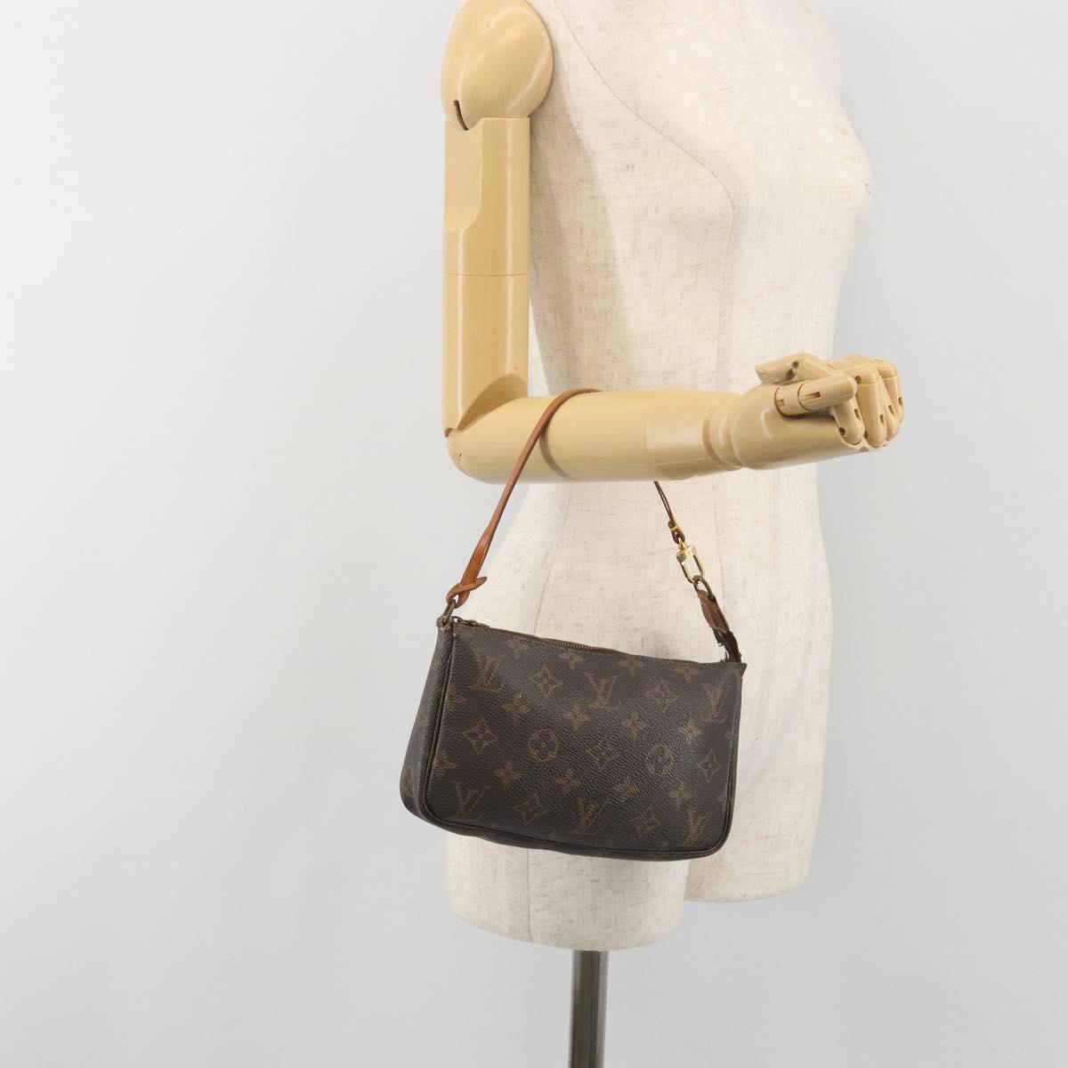 LOUIS VUITTON Monogram Pochette Accessoires Pouch M51980 LV Auth 197556