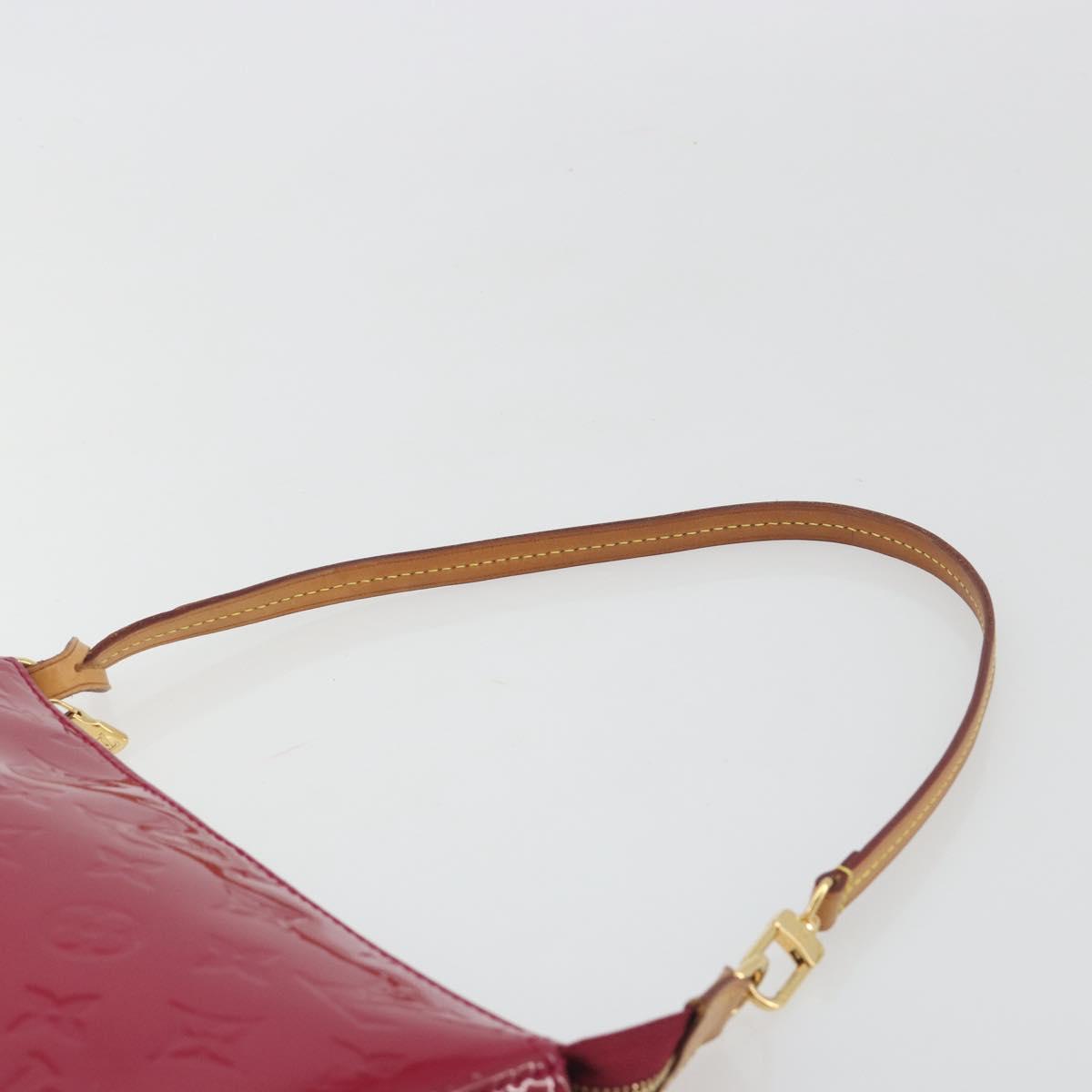 LOUIS VUITTON Vernis Pochette Accessoires Rose Andian M91574 Auth 197577A