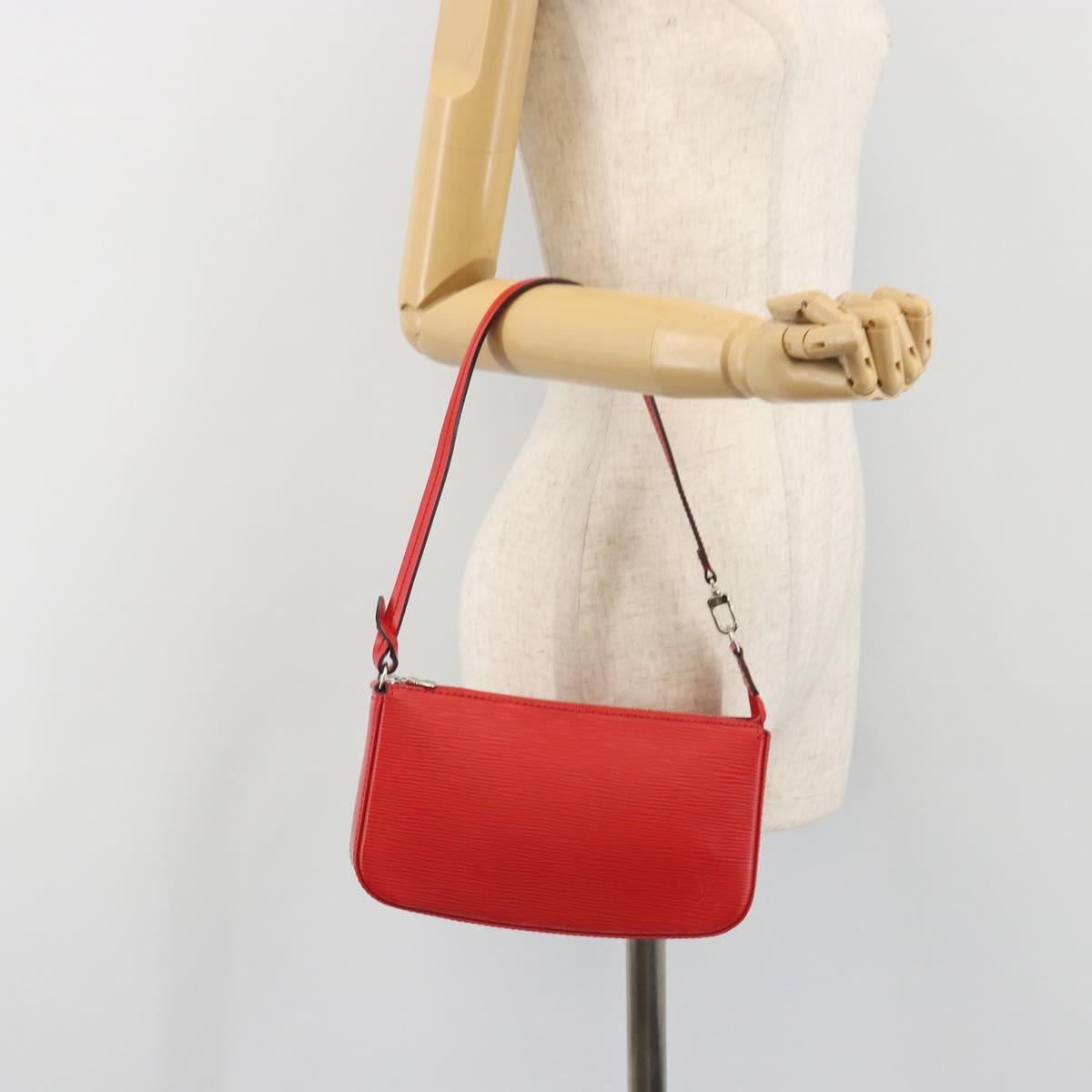 LOUIS VUITTON Epi Pochette Accessoires Pouch Carmine M40776 LV Auth 197580V