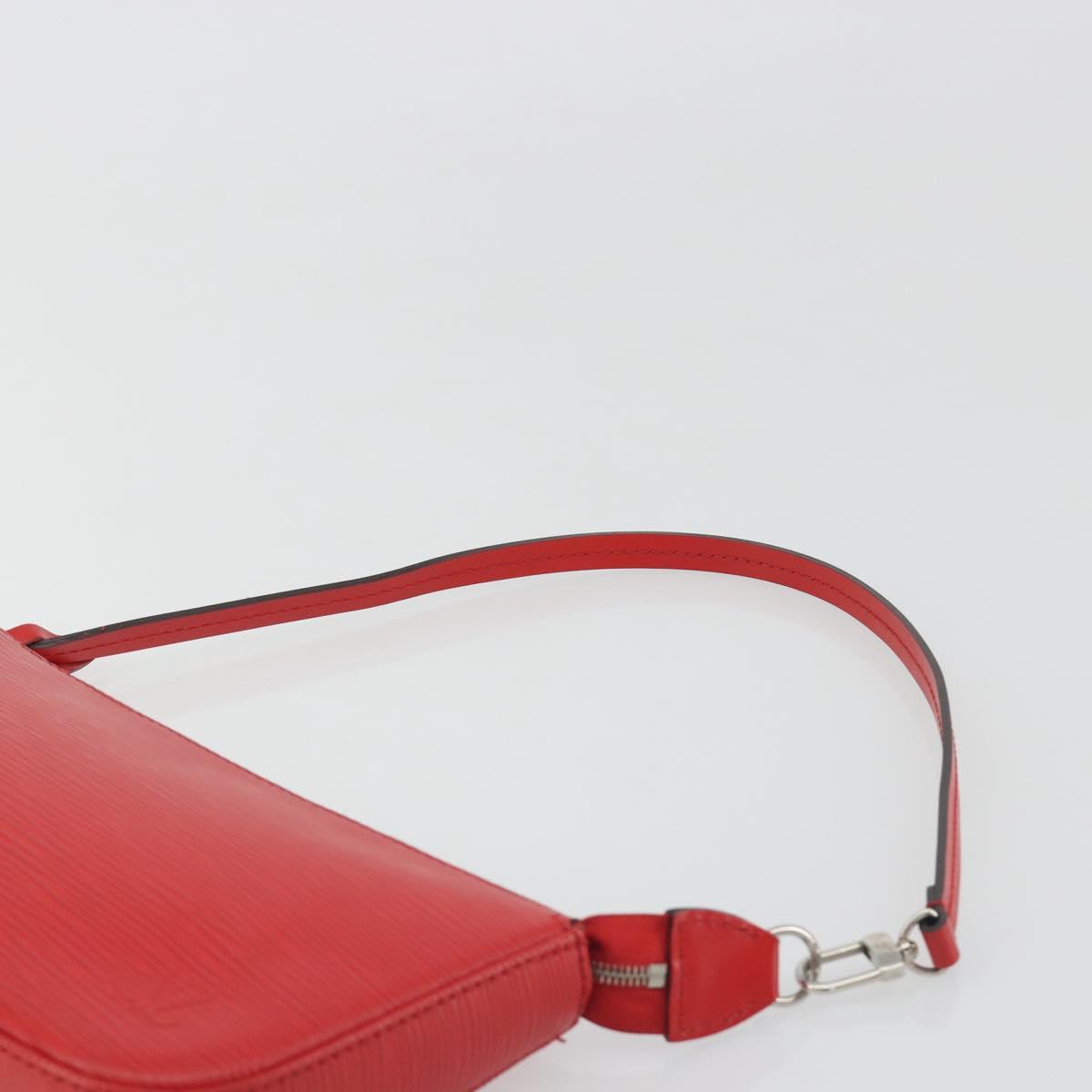 LOUIS VUITTON Epi Pochette Accessoires Pouch Carmine M40776 LV Auth 197580V