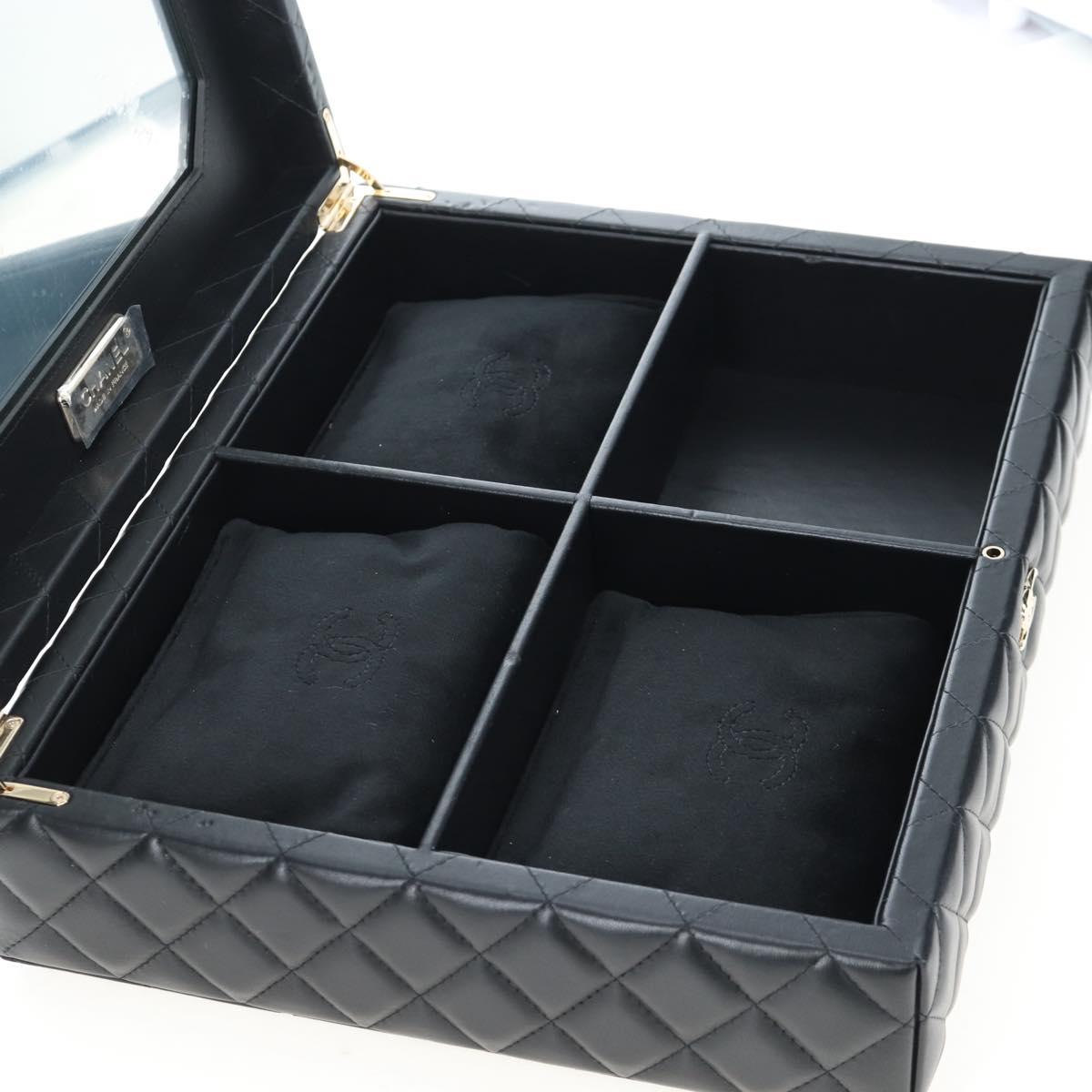 CHANEL Mini Matelasse 12 Success Story Chain Bag Leather Black CC Auth 197581SV