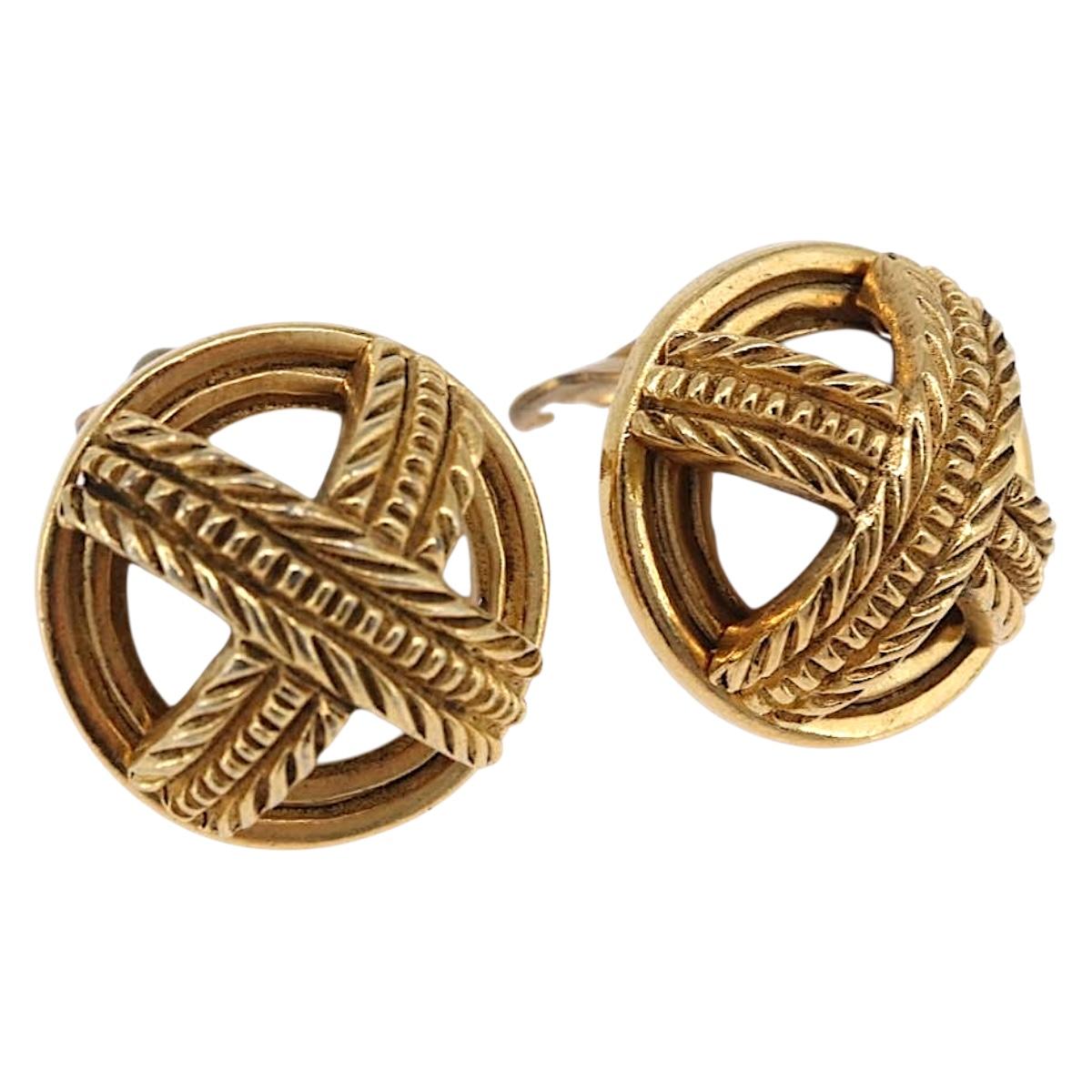 CHANEL Earring Metal Gold Tone CC Auth 197920