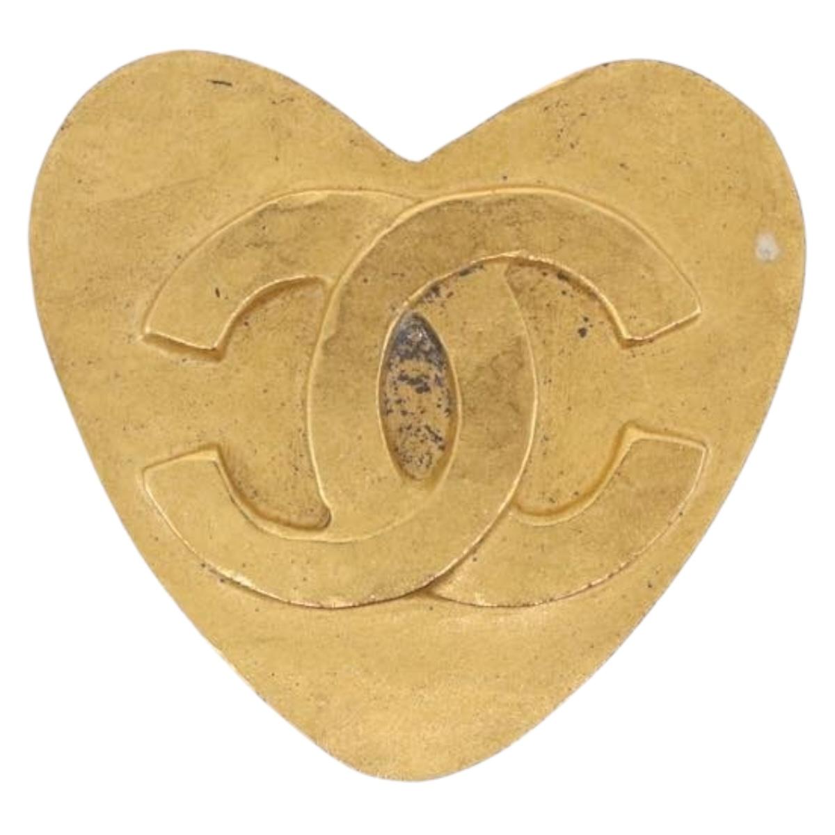 CHANEL Heart Earring Metal Gold Tone CC Auth 197921M
