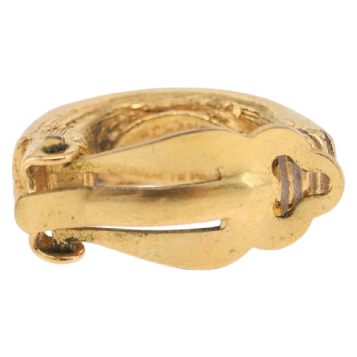 CHANEL Earring Metal Gold Tone CC Auth 197925