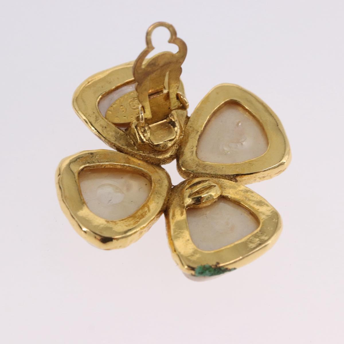 CHANEL Pearl Earring Metal Gold Tone CC Auth 197929