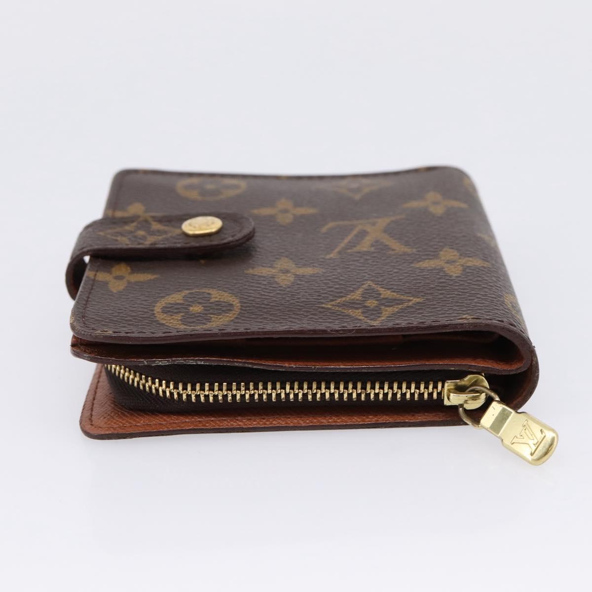 LOUIS VUITTON Monogram Compact Zip Wallet M61667 LV Auth 197930A