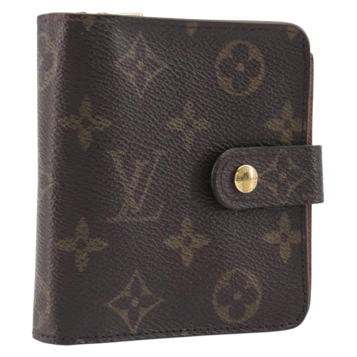 LOUIS VUITTON Monogram Compact Zip Wallet M61667 LV Auth 197958A