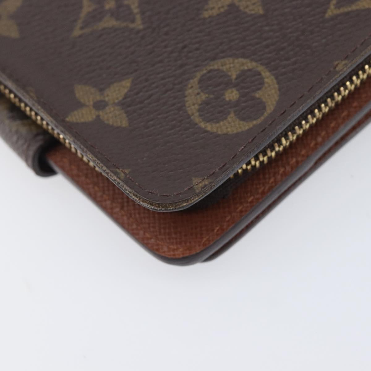LOUIS VUITTON Monogram Compact Zip Wallet M61667 LV Auth 197958A