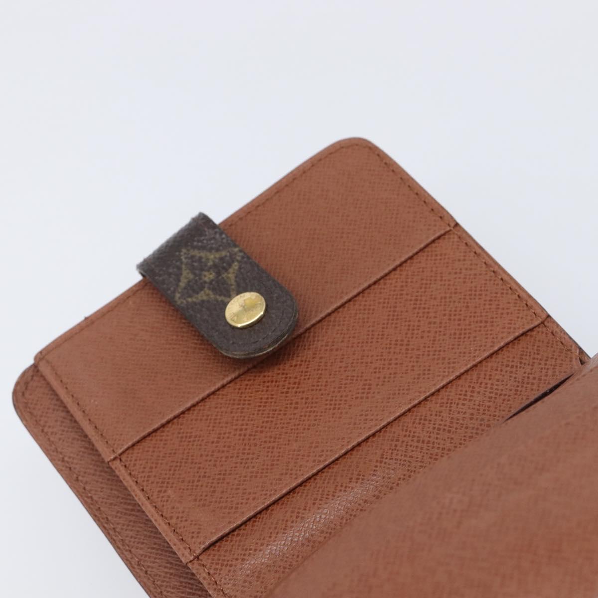 LOUIS VUITTON Monogram Compact Zip Wallet M61667 LV Auth 197958A