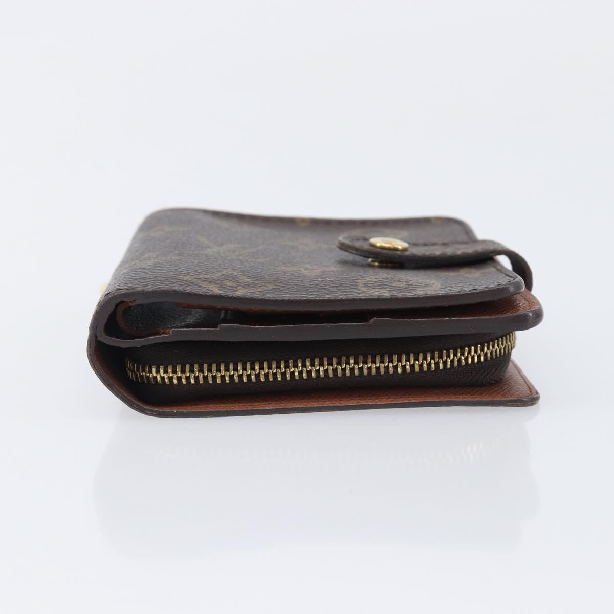 LOUIS VUITTON Monogram Compact Zip Wallet M61667 LV Auth 197958A