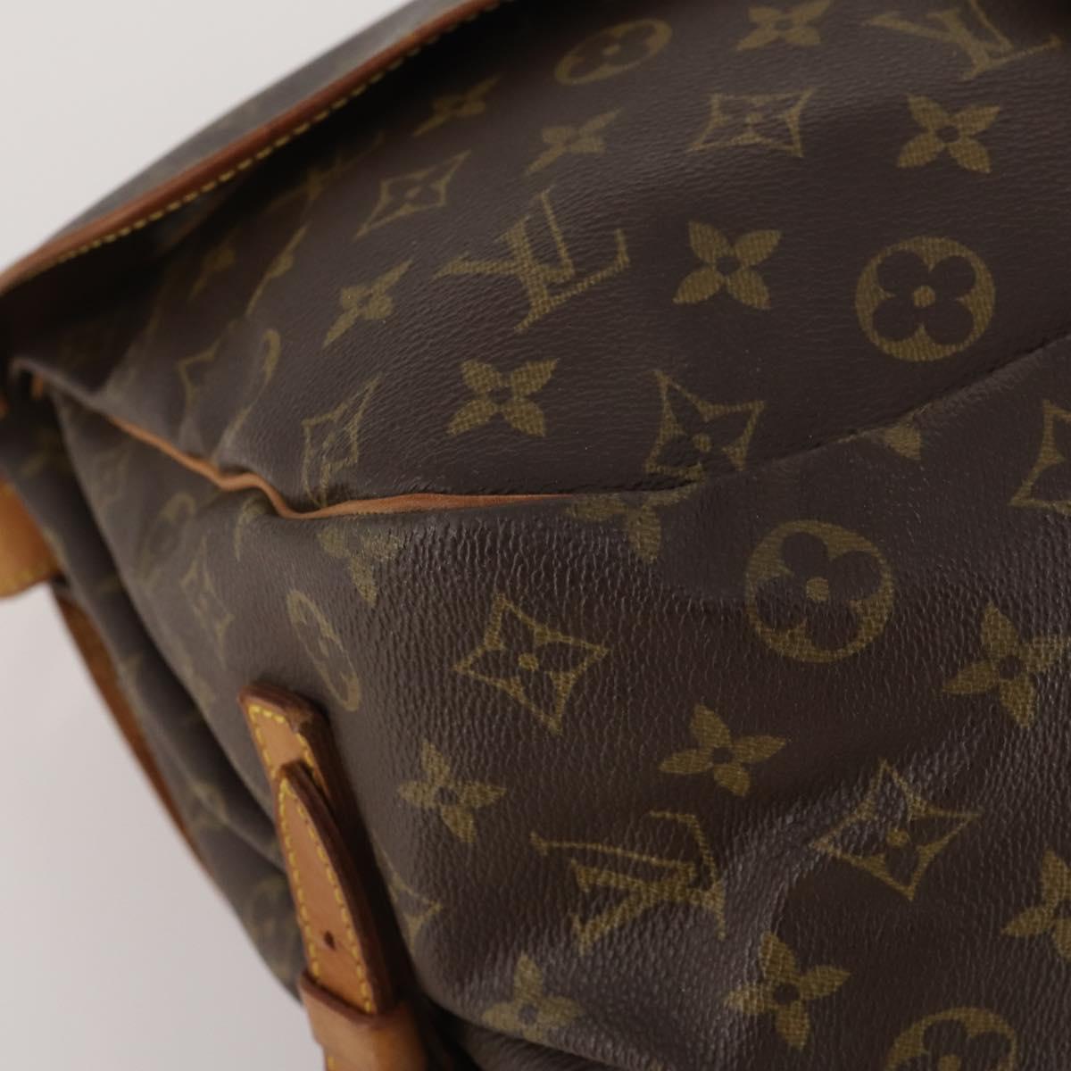 LOUIS VUITTON Monogram Saumur 35 Shoulder Bag M42254 LV Auth 198294