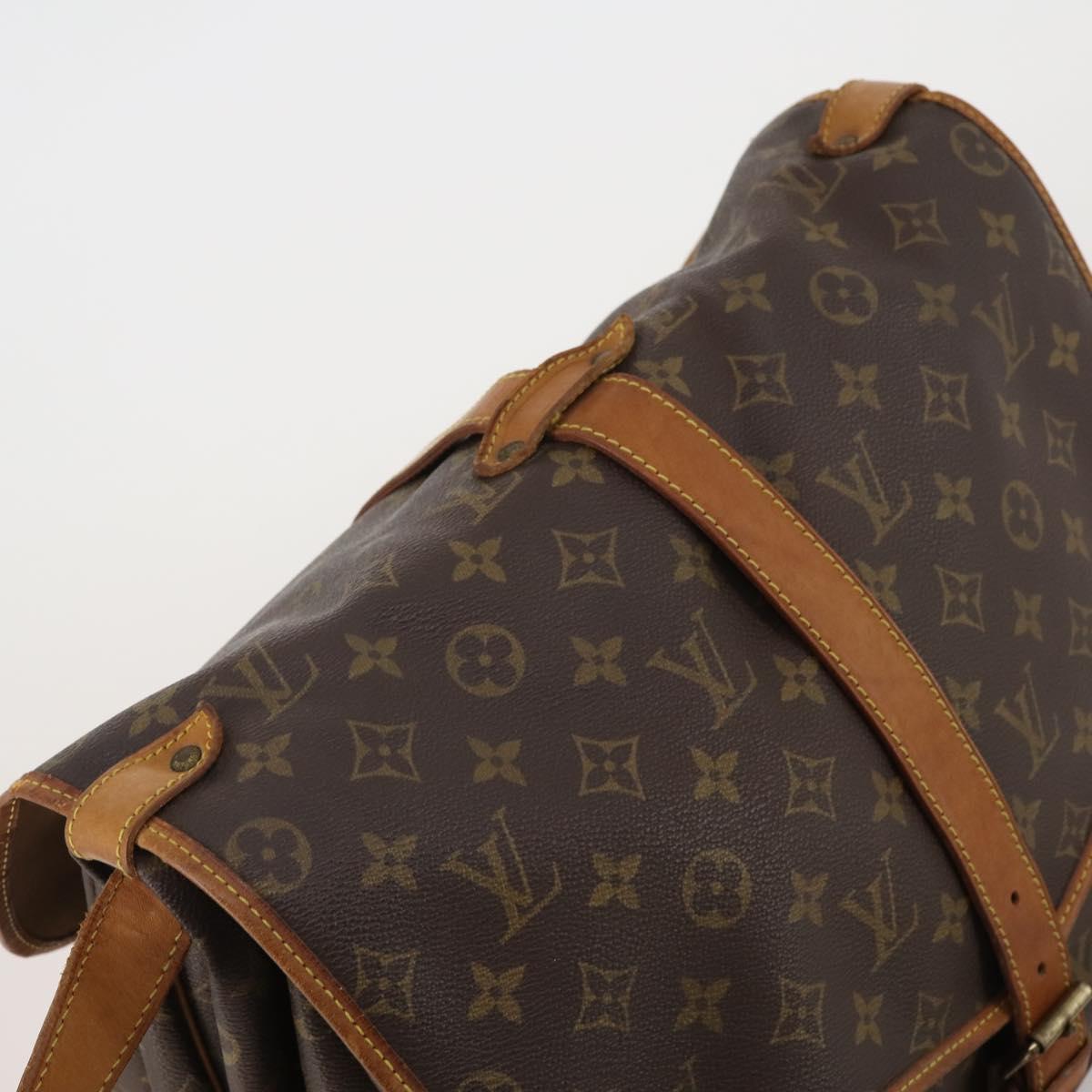 LOUIS VUITTON Monogram Saumur 35 Shoulder Bag M42254 LV Auth 198294