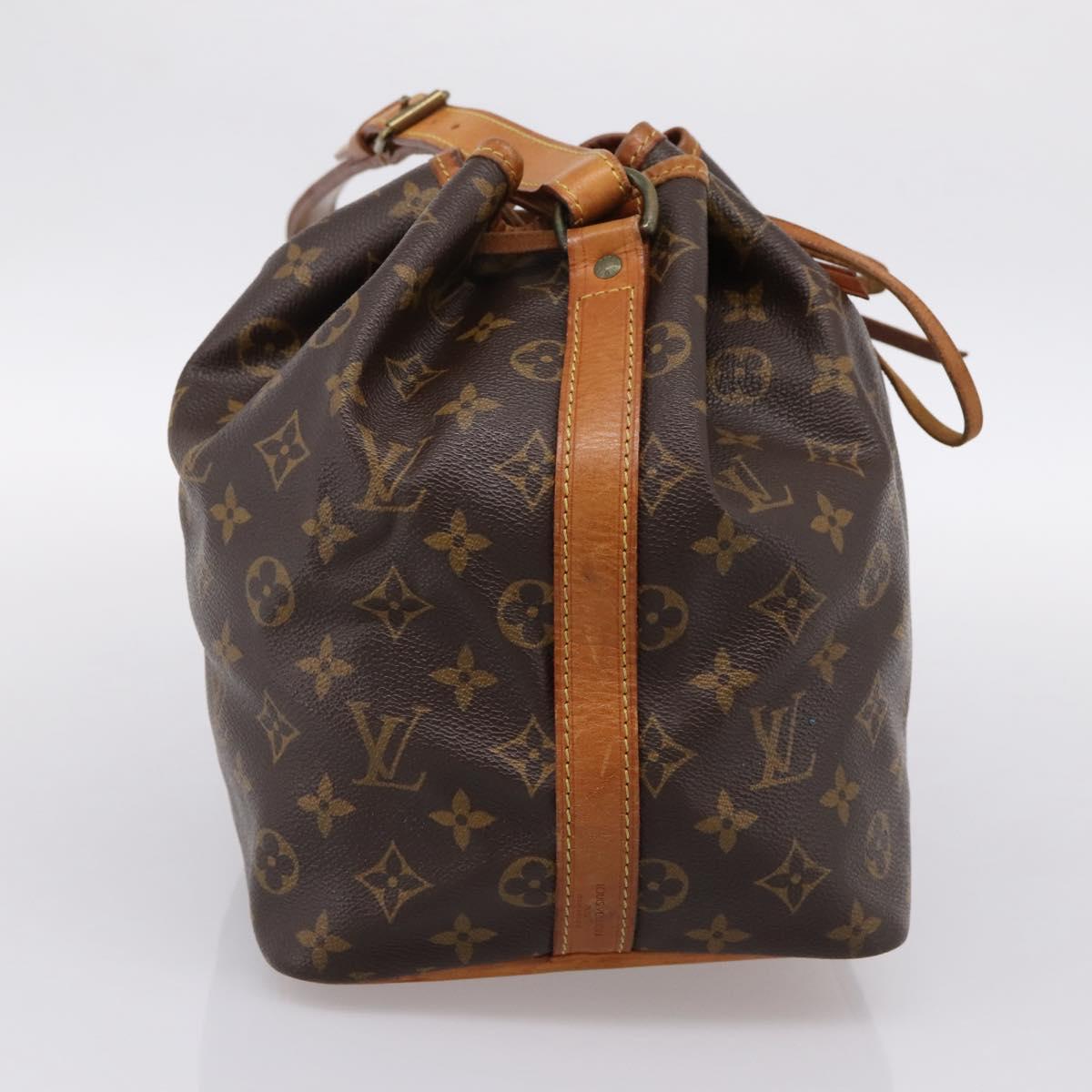 LOUIS VUITTON Monogram Petit Noe Shoulder Bag M42226 LV Auth 198307A