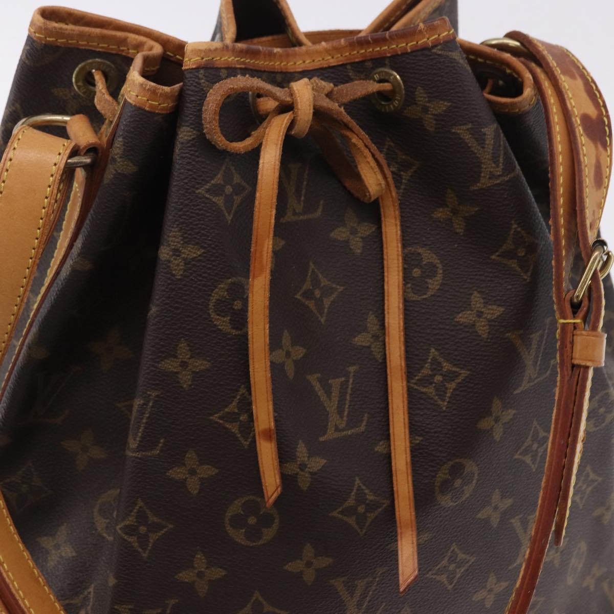 LOUIS VUITTON Monogram Noe Shoulder Bag M42224 LV Auth 198474
