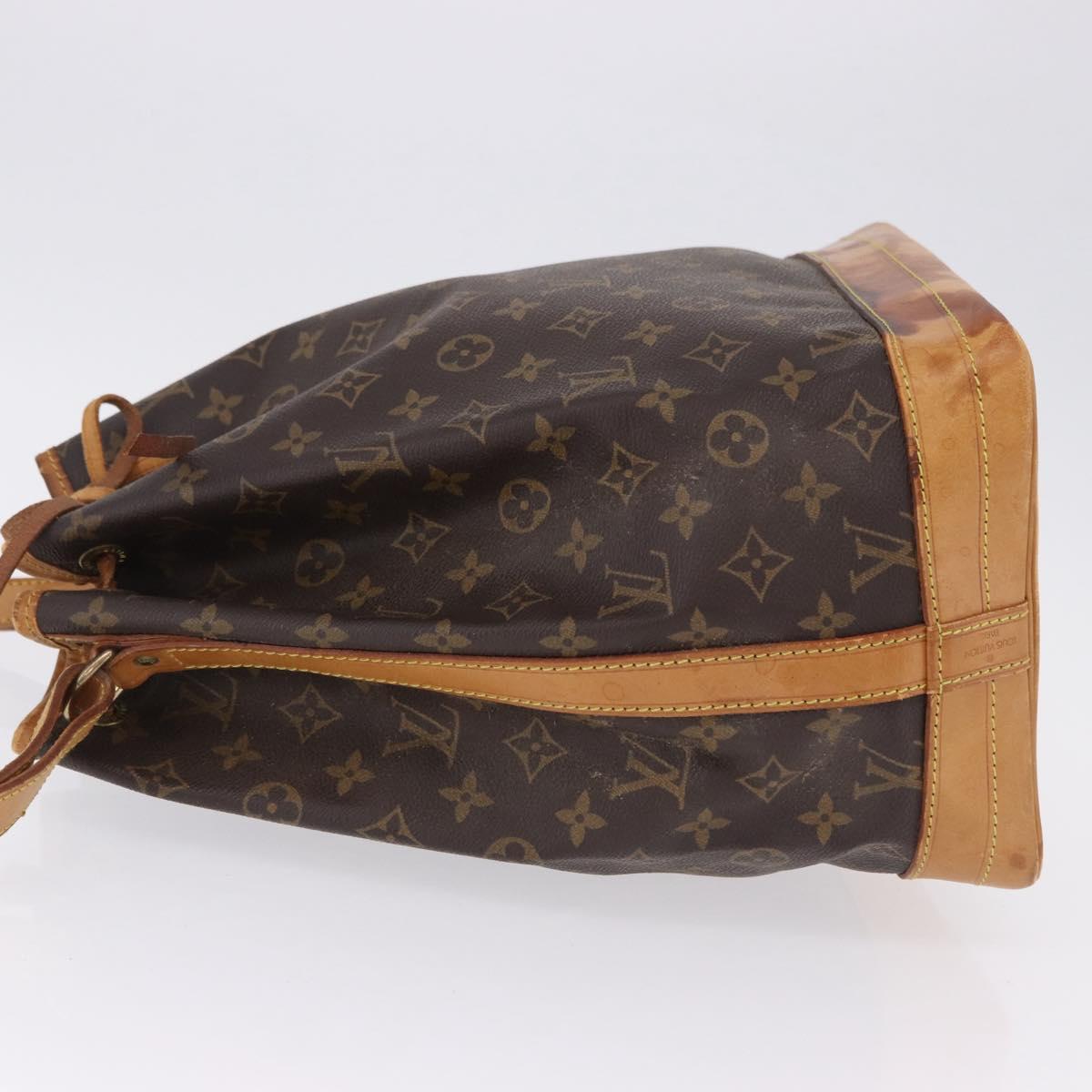 LOUIS VUITTON Monogram Noe Shoulder Bag M42224 LV Auth 198474