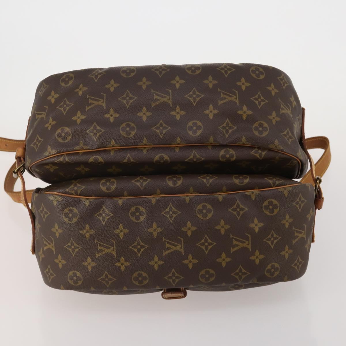 LOUIS VUITTON Monogram Saumur 35 Shoulder Bag M42254 LV Auth 198486