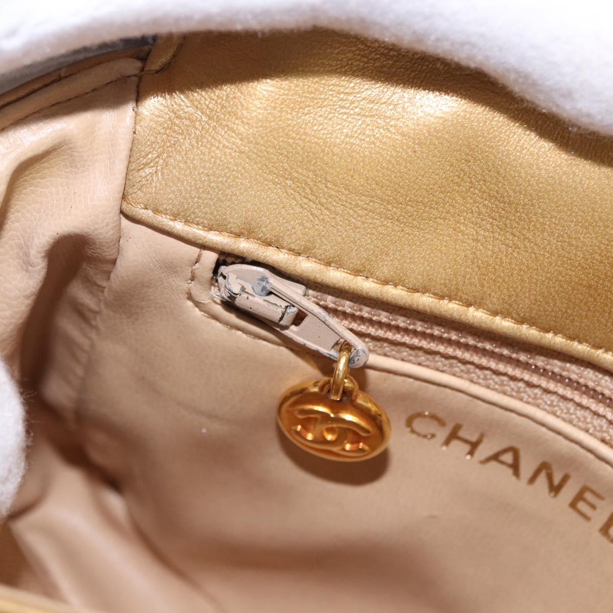 CHANEL Matelasse Waist Bag Lamb Skin Gold CC Auth 198737