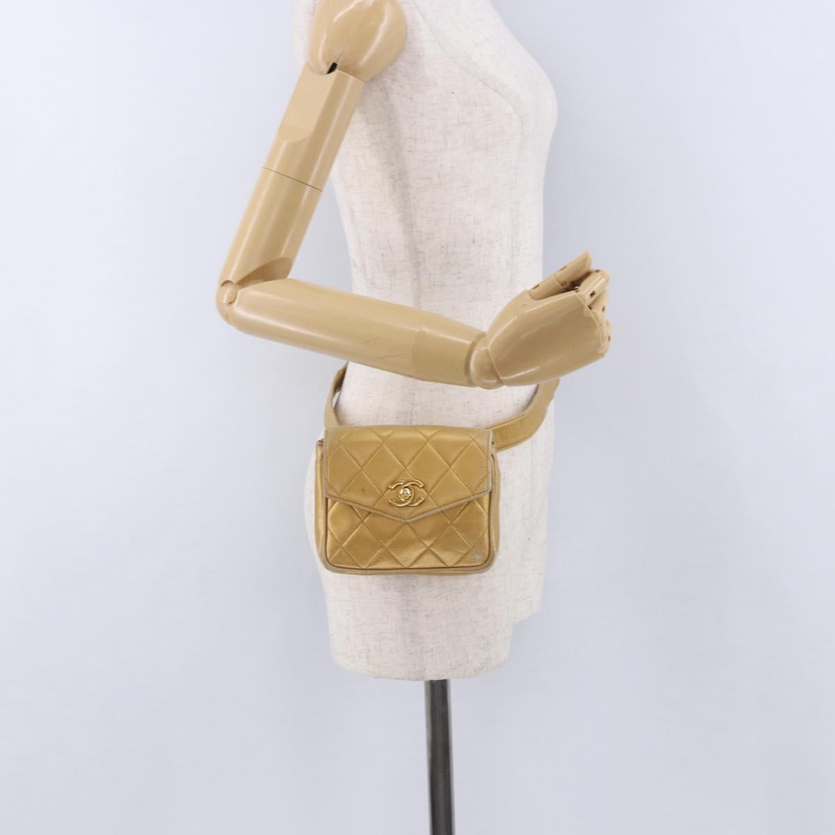 CHANEL Matelasse Waist Bag Lamb Skin Gold CC Auth 198737