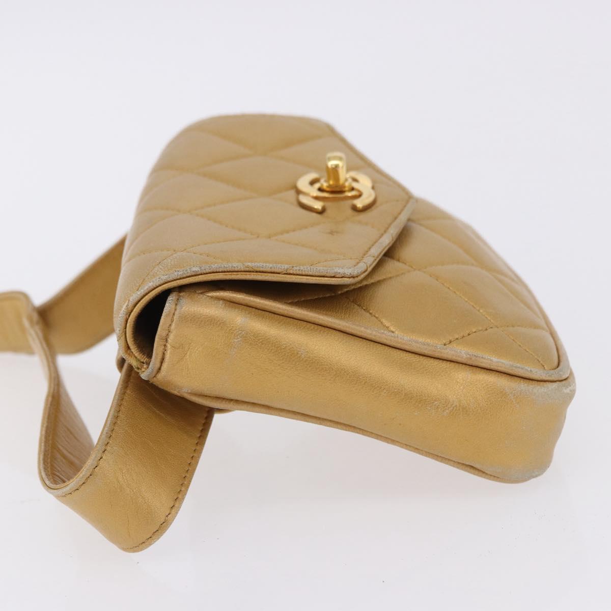 CHANEL Matelasse Waist Bag Lamb Skin Gold CC Auth 198737