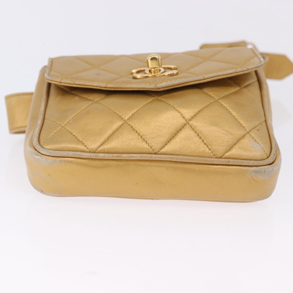CHANEL Matelasse Waist Bag Lamb Skin Gold CC Auth 198737