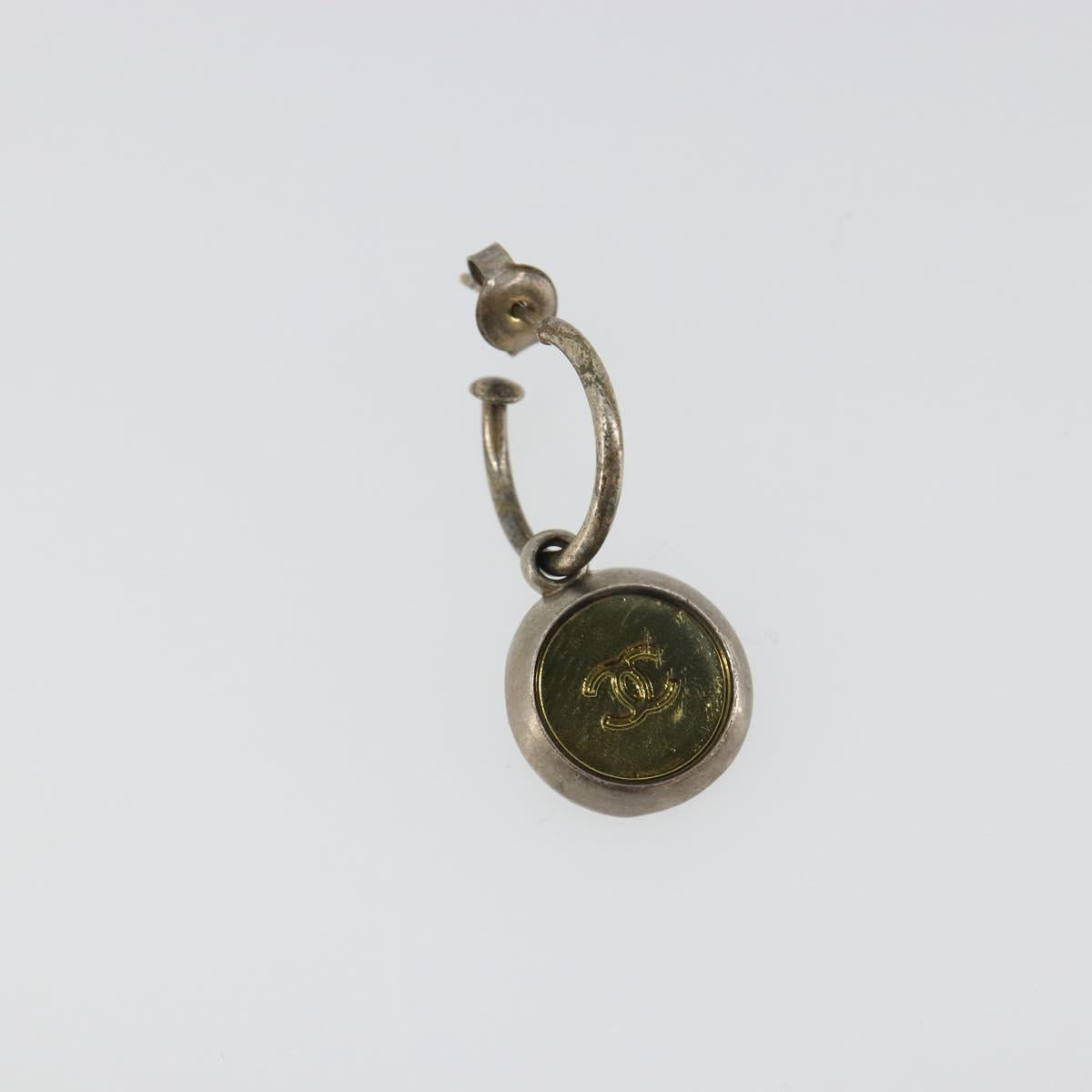 CHANEL Pierce Metal Silver CC Auth 198817